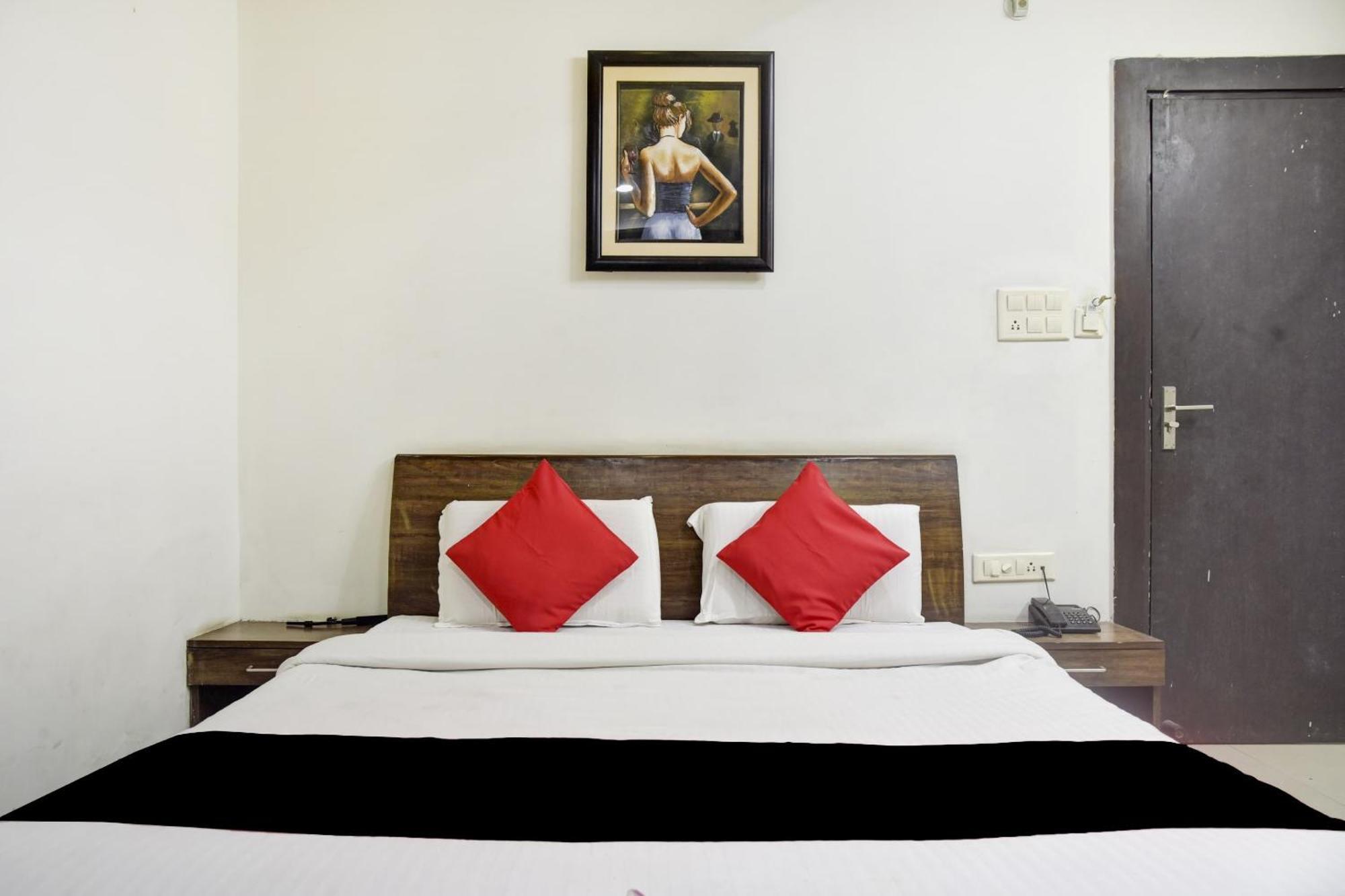 Hotel O Aditya Palace Bhopal Exterior foto